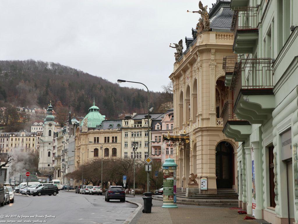 Karlovy Vary (Karlsbad) mit Weihnachtsmarkt  - Region Böhmen - Tschechien