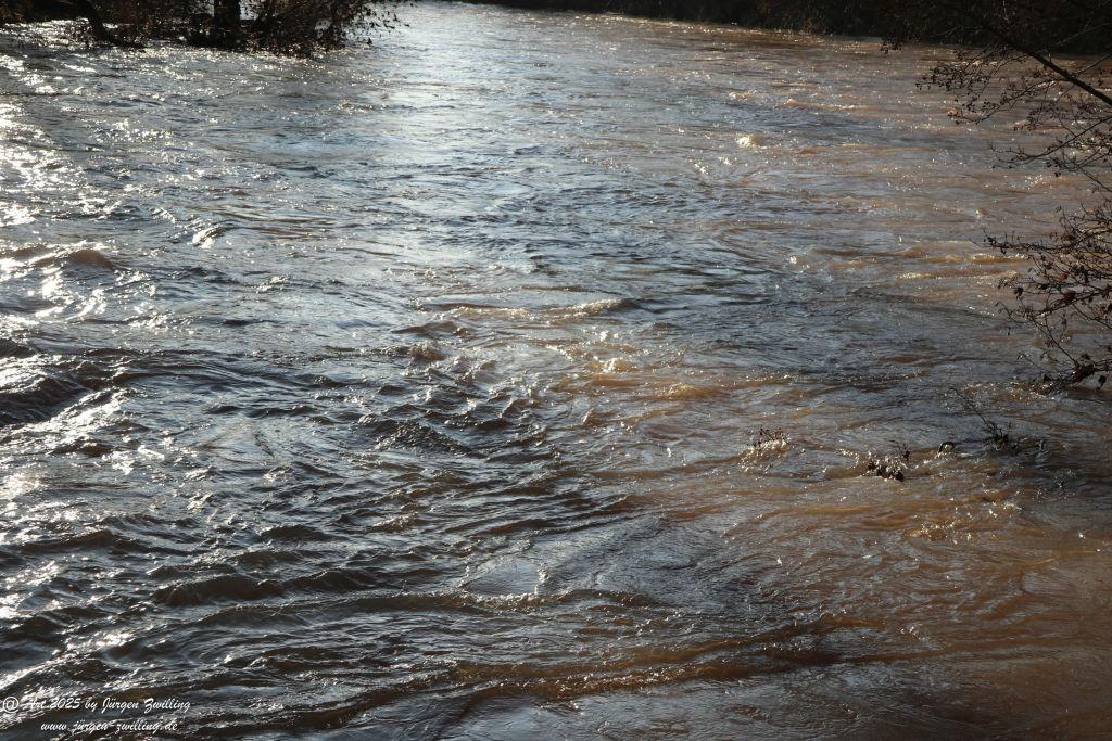 Nahe - zurückgehendes Hochwasser - Bad Münster am Stein - Rheinland Pfalz